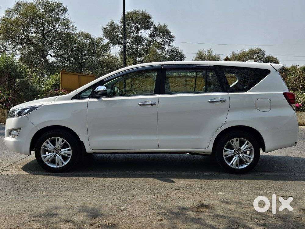 Toyota Innova Crysta 2.8z Automatic, 2019, Diesel