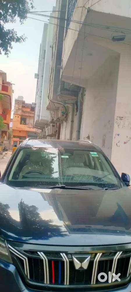 Mahindra Xuv700 2022 Petrol Well Maintained
