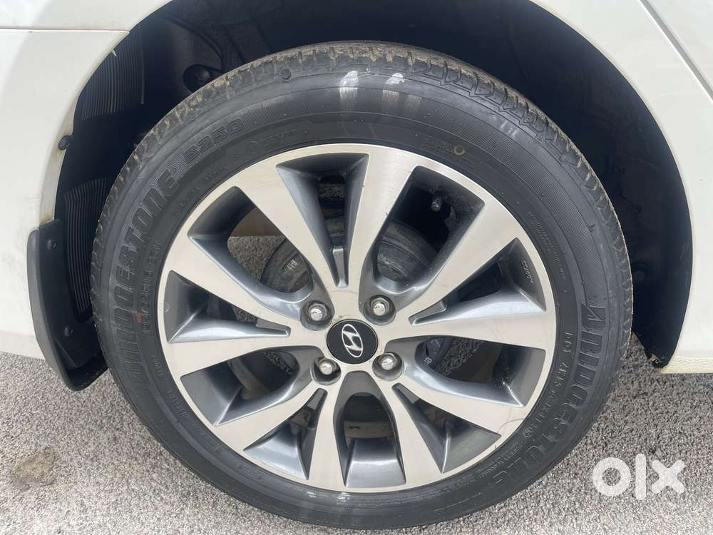 Hyundai Verna 1.6 Sx (o) Anniversary Edition Vtvt, 2016, Petrol