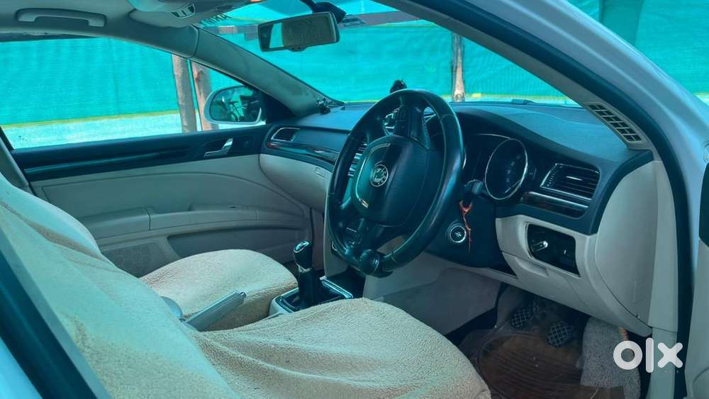 Skoda Superb 2013 Petrol Well Maintained Also Perfct Condition