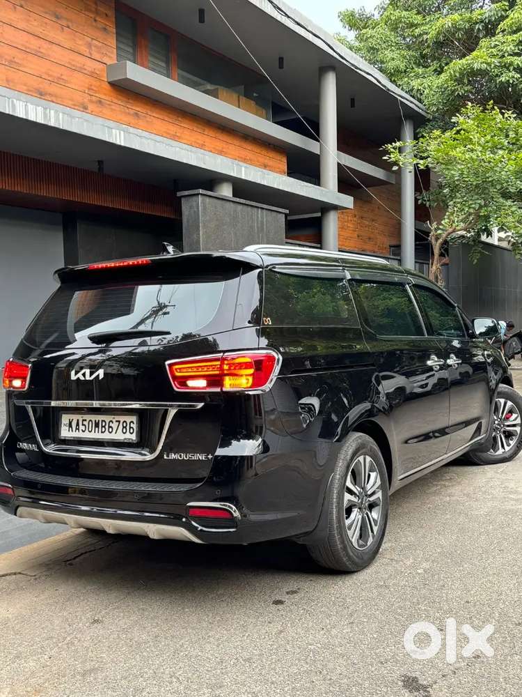 Kia Carnival Limousine Plus 2022 Diesel 71000 Km Driven
