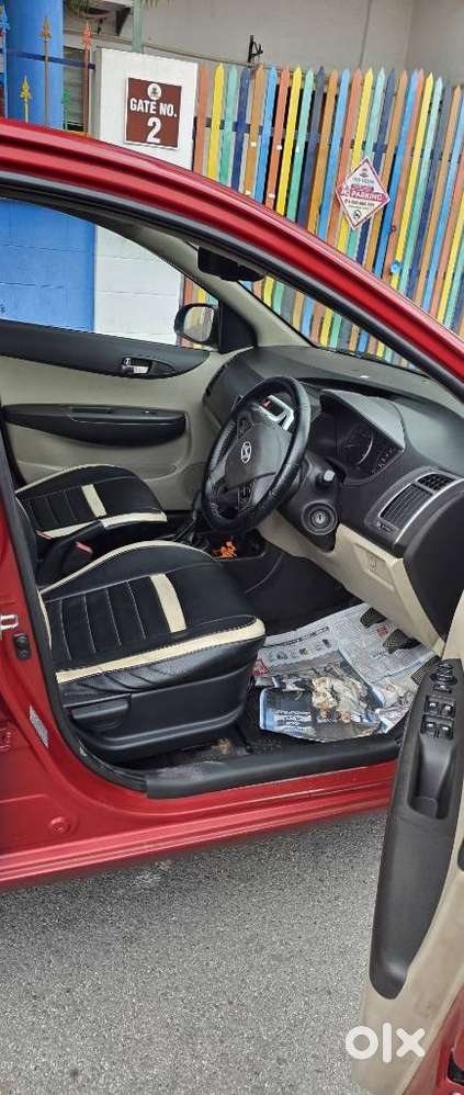 Hyundai I20 Sportz Option 1.4 Crdi, 2012, Diesel