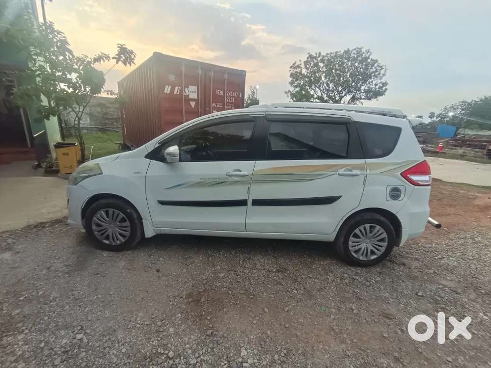 Maruti Suzuki Ertiga 2012 Diesel 180000 Km Driven