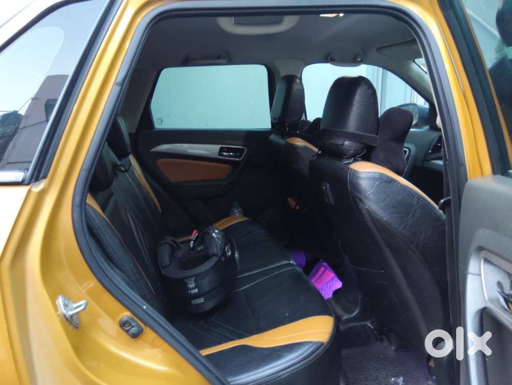 Maruti Suzuki Brezza Zdi+ Dual Tone, 2017, Petrol