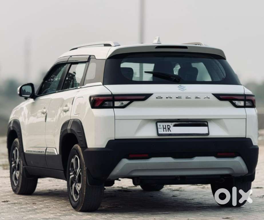 Maruti Suzuki Brezza 1.5 Zxi At Smart Hybrid, 2023, Diesel