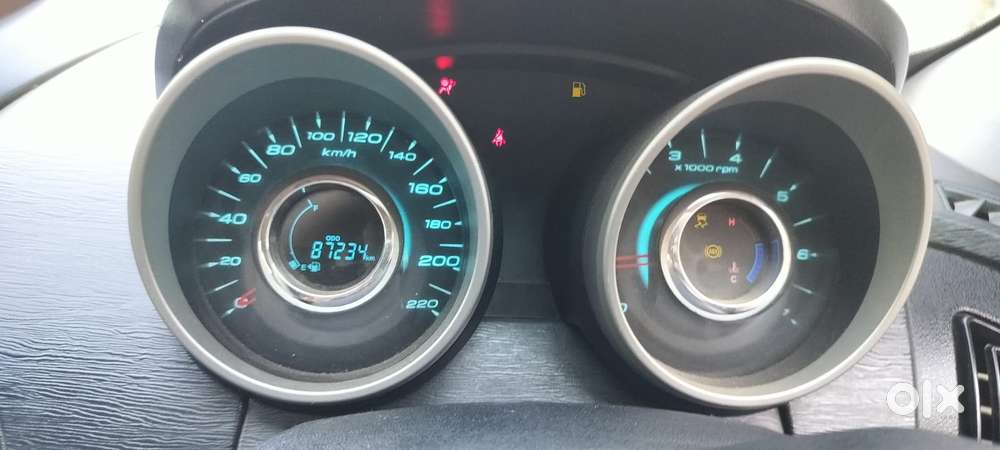 Mahindra Xuv500 2.2 W10, 2016, Diesel