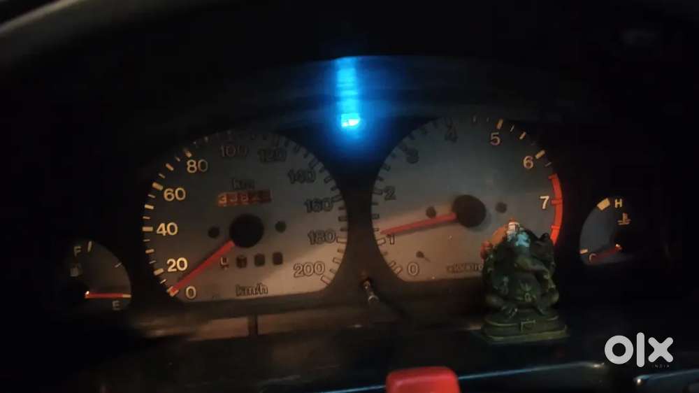 Maruti Suzuki Esteem Lxi 2003