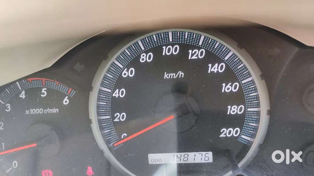 Toyota Innova 2012