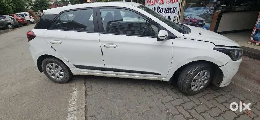 Hyundai I20 2016 Petrol 113000 Km Driven