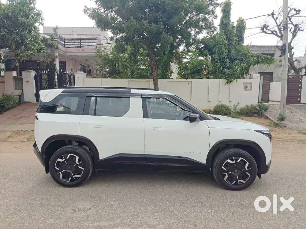 Tata Sierra Pure Petrol Manual 2026