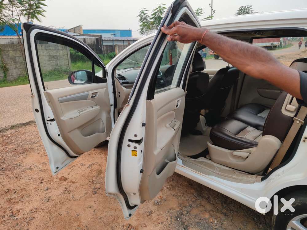 Maruti Suzuki Ertiga Zxi Plus Shvs, 2018, Petrol