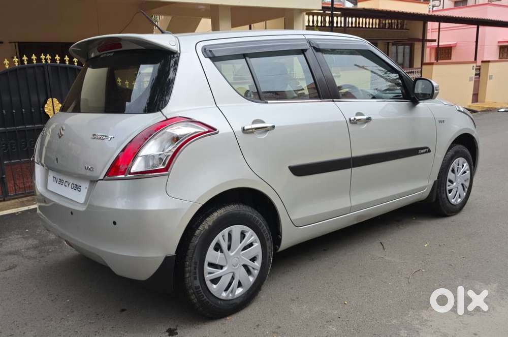Maruti Suzuki Swift Vxi Optional, 2017, Petrol
