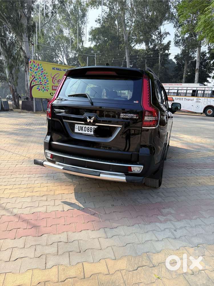 Mahindra Scorpio-n 2.2 Z8 L Diesel At 7 Str, 2023, Diesel