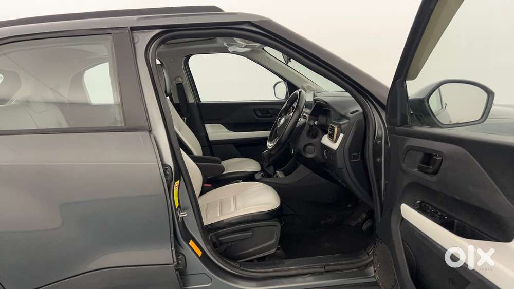 Tata Punch Accomplished Dazzle Sunroof Cng, 2024, Cng & Hybrids