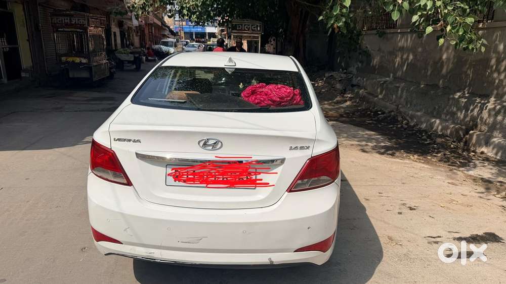 Hyundai Fluidic Verna 2015