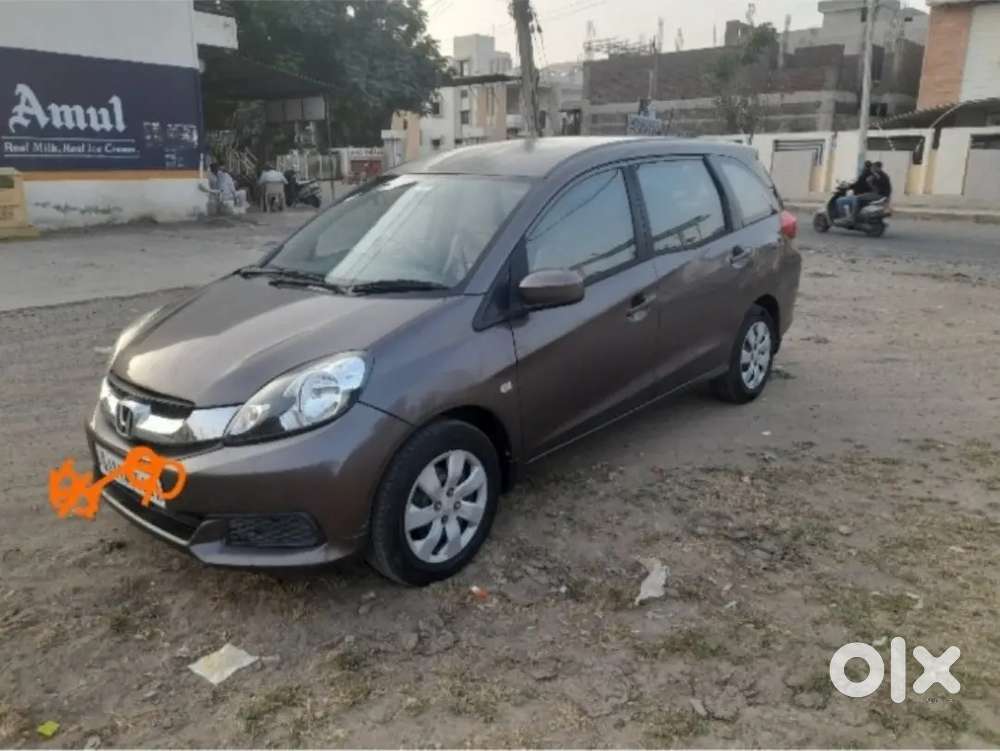 Honda Mobilio 2015 Diesel Well Maintained