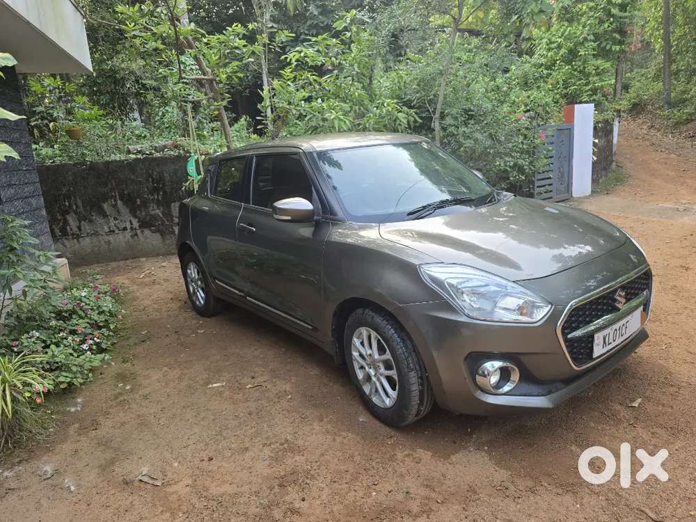 Maruti Suzuki Swift 2018zxi Amt Petrol 120000 Km Driven