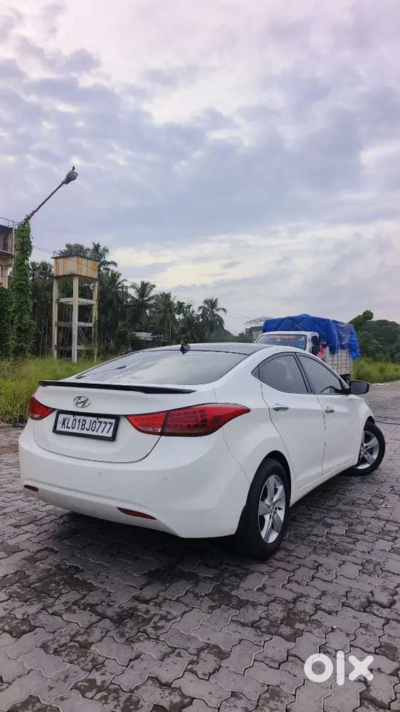 Hyundai Elantra 2012 Diesel At