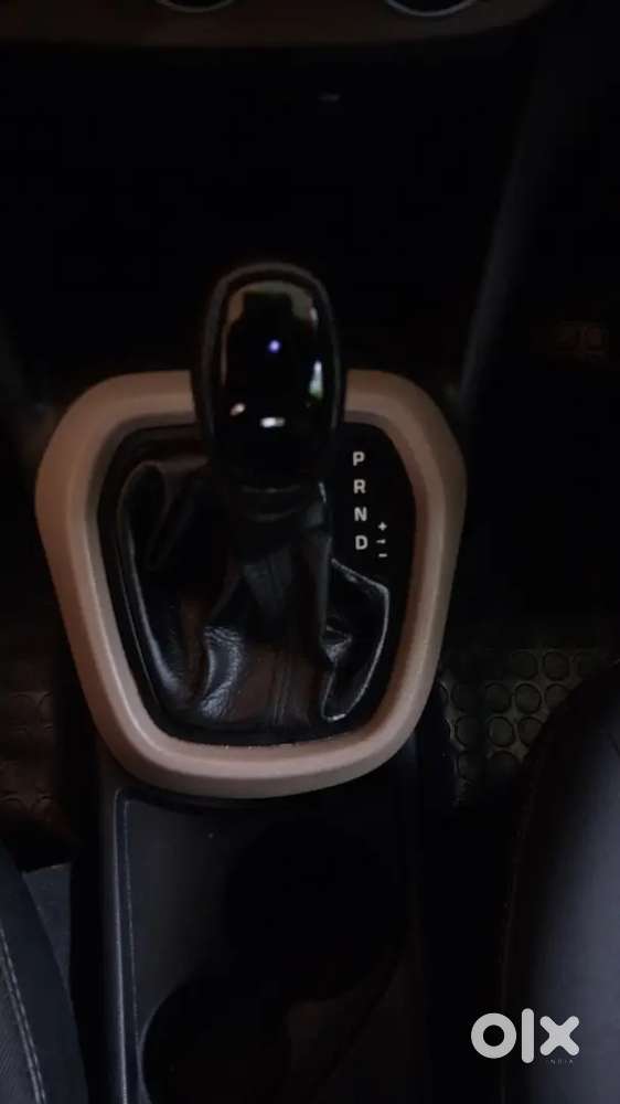 Hyundai Grand I10 2015 Petrol Well Maintained