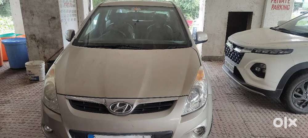 Hyundai I20 Sportz At 2011
