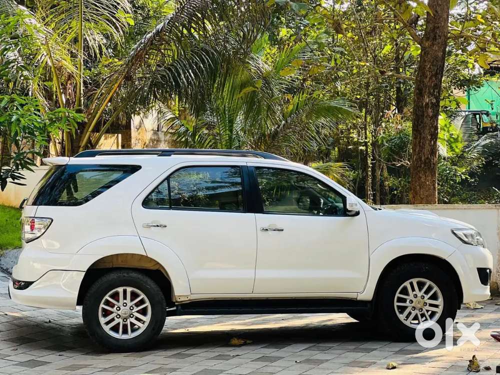 Toyota Fortuner 2012 Diesel Well Maintained