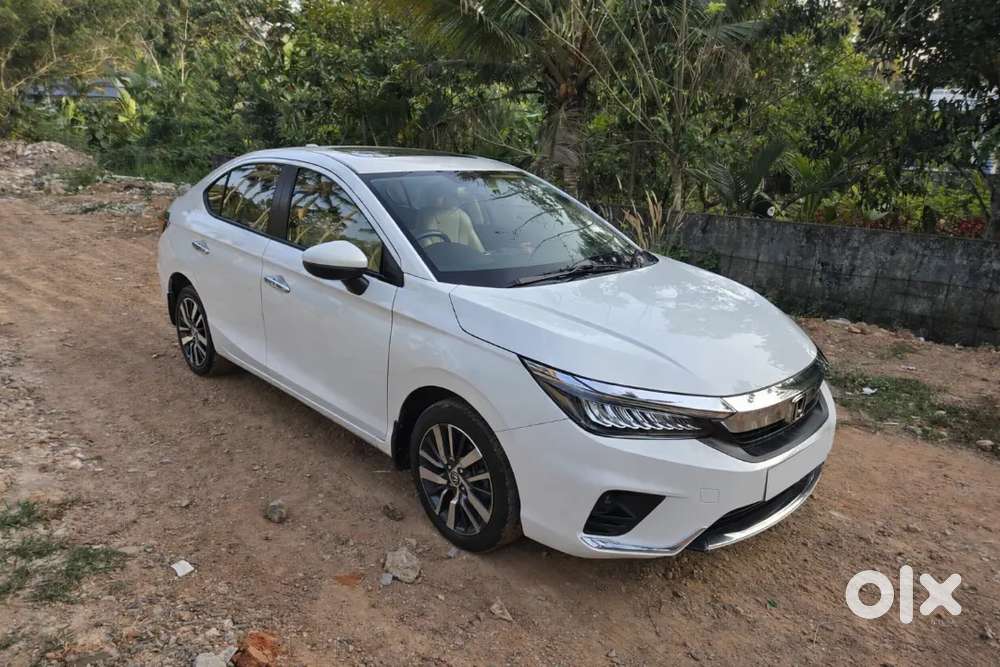 Honda City Gen-5 Zx Petrol (top Model)single Ownerinsurance Dec 2026