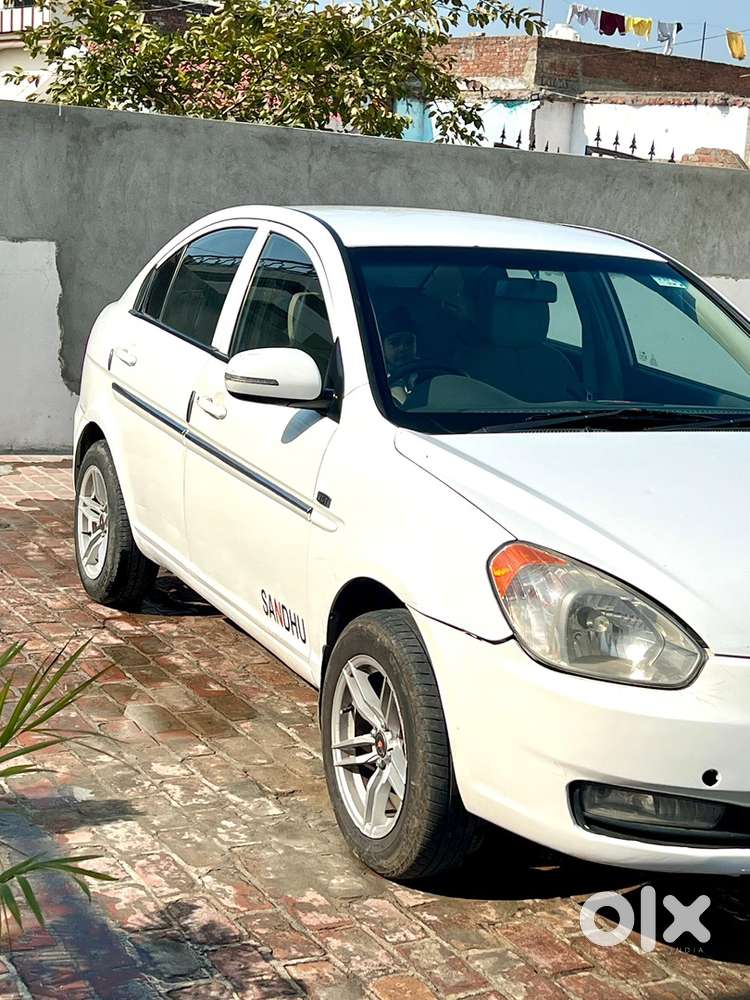 Hyundai Verna 2010 Diesel Well Maintained