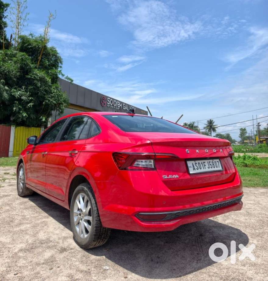 Skoda Slavia Ambition 1.0l Tsi Mt, 2022, Petrol