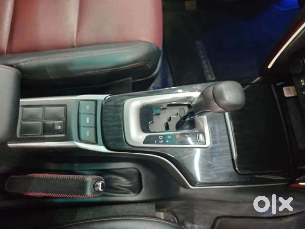 Toyota Fortuner Legender, 2025, Diesel