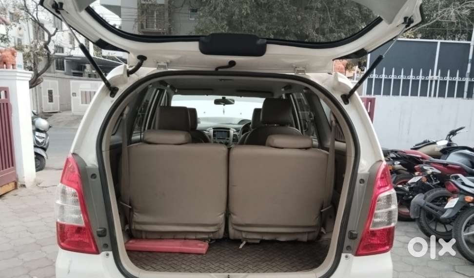 Toyota Innova 2.5 G (diesel) 7 Seater, 2013, Diesel