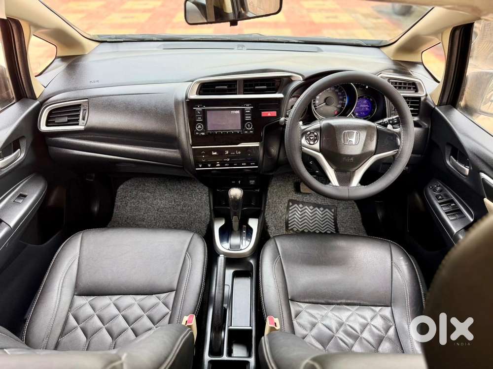 Honda Jazz V Cvt, 2015, Petrol