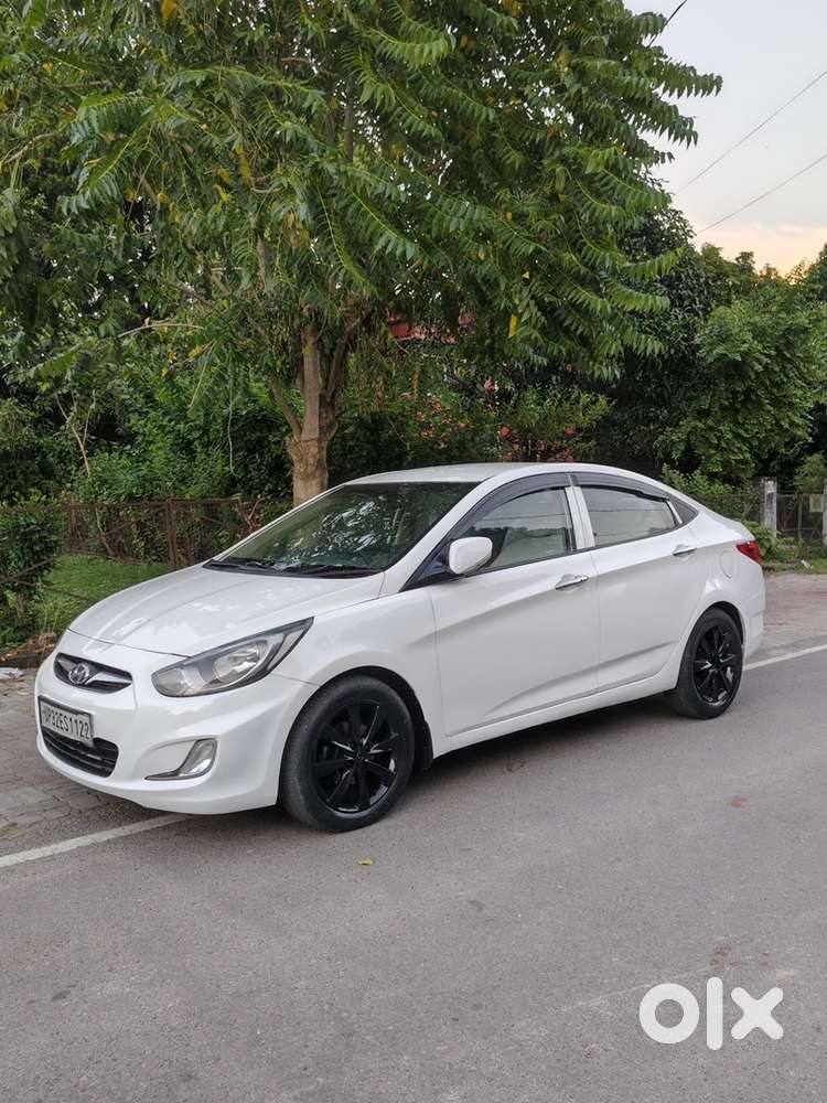 Hyundai Fluidic Verna Diesel 2013