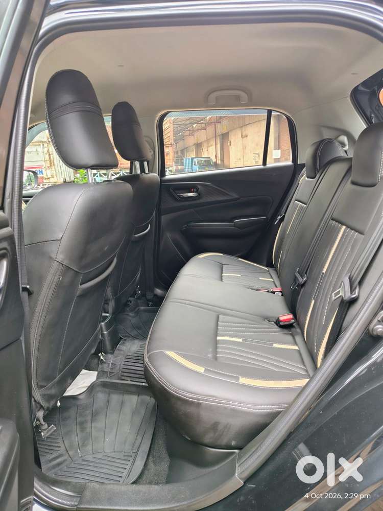 Maruti Suzuki Swift Vxi + Manual, 2025, Petrol