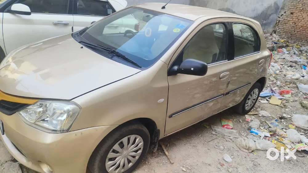 Toyota Etios Liva 2012