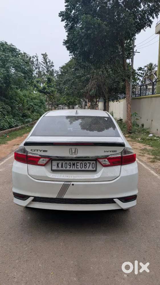 Honda City Zx 2018 Cvt Automatic.fully Showroom Maintenance Vehicle