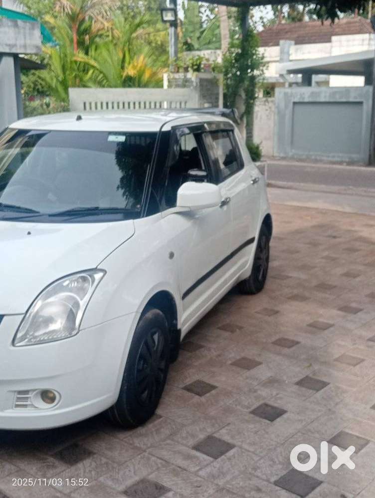 Maruti Suzuki Swift 2004-2010 Vxi Bsiv, 2007, Petrol