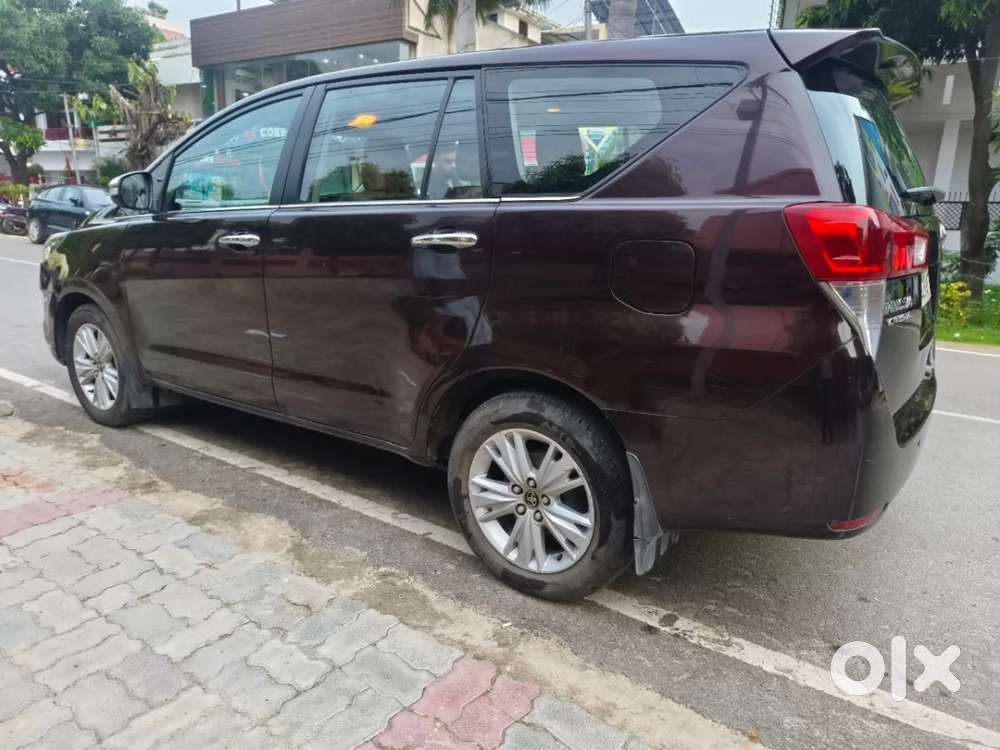 Toyota Innova Crysta 2.8 Gx At 7 Str, 2017, Diesel