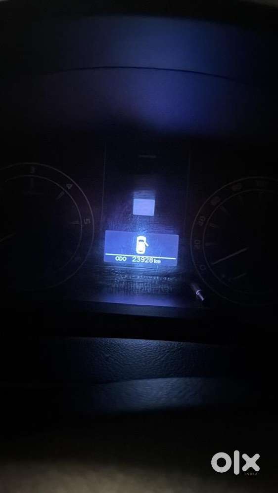 Toyota Innova Crysta 2022 Diesel 23900 Km Driven