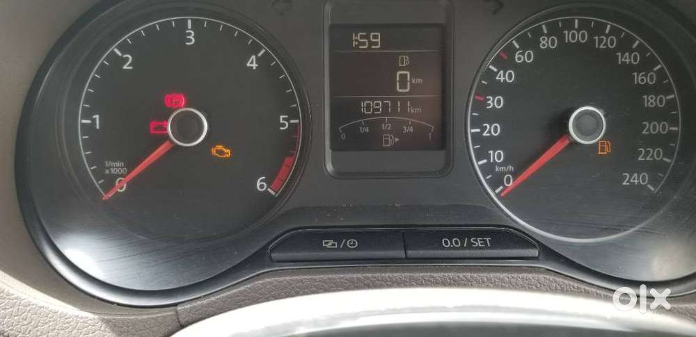 Volkswagen Vento [ ] 1.6 Highline Plus, 2015, Diesel
