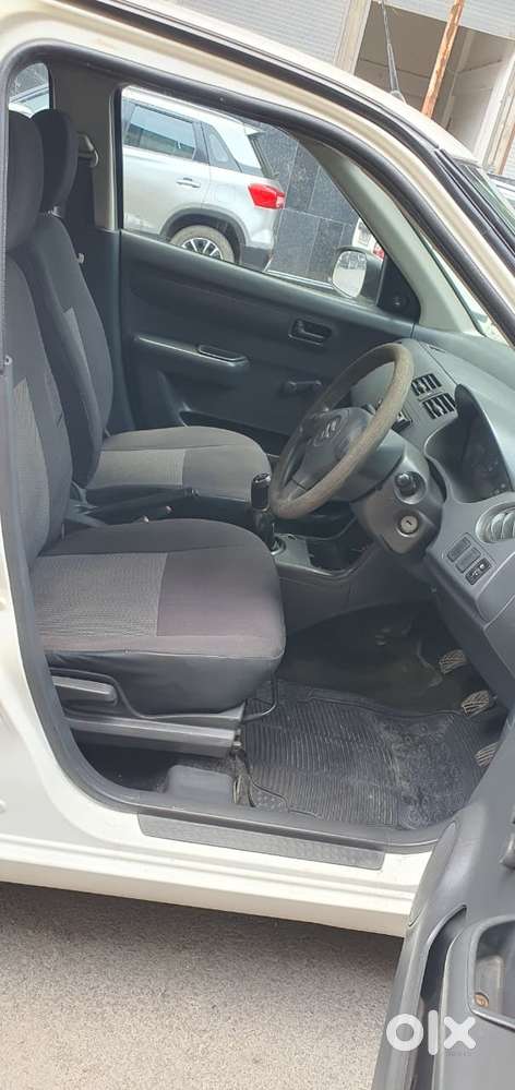 Maruti Suzuki Swift Dzire, 2009, Diesel