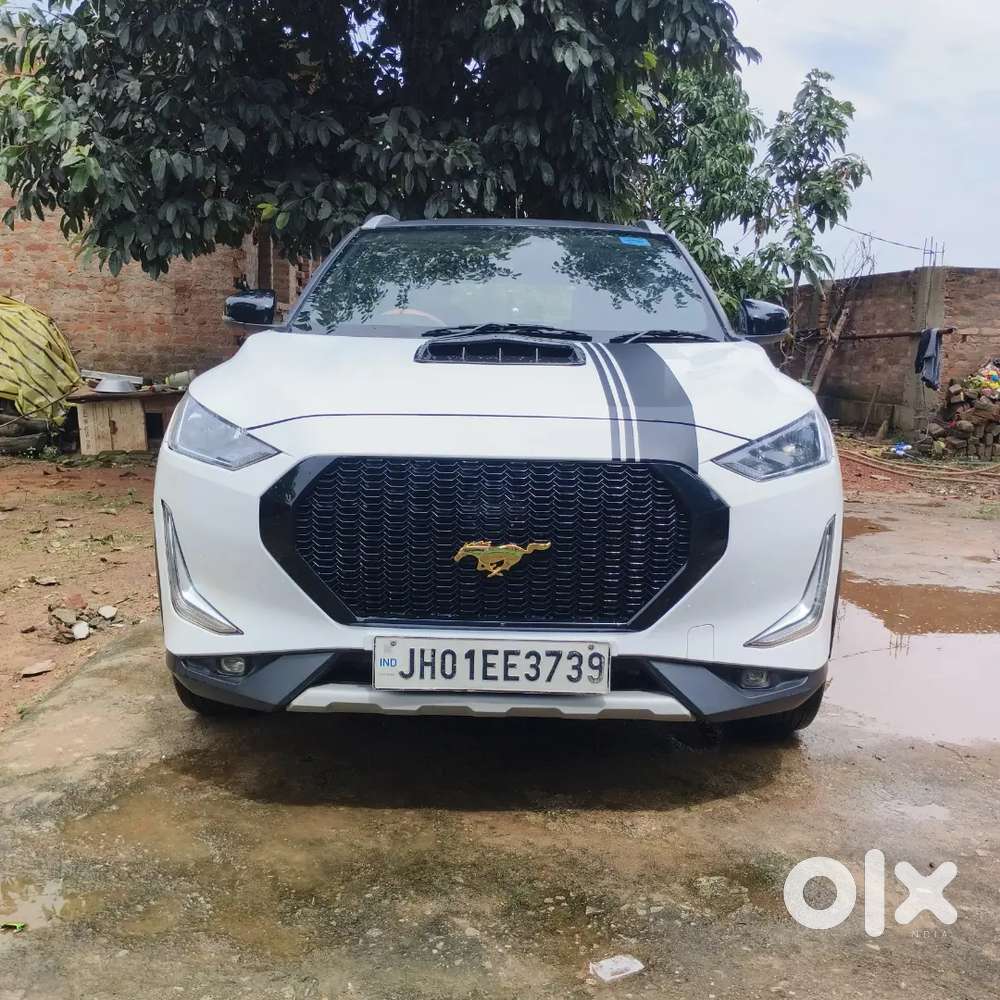 Nissan Magnite 1.0 Xv Mt 2021