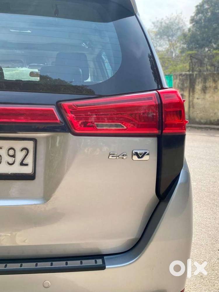 Toyota Innova Crysta 2.4 Vx Mt, 2018, Diesel