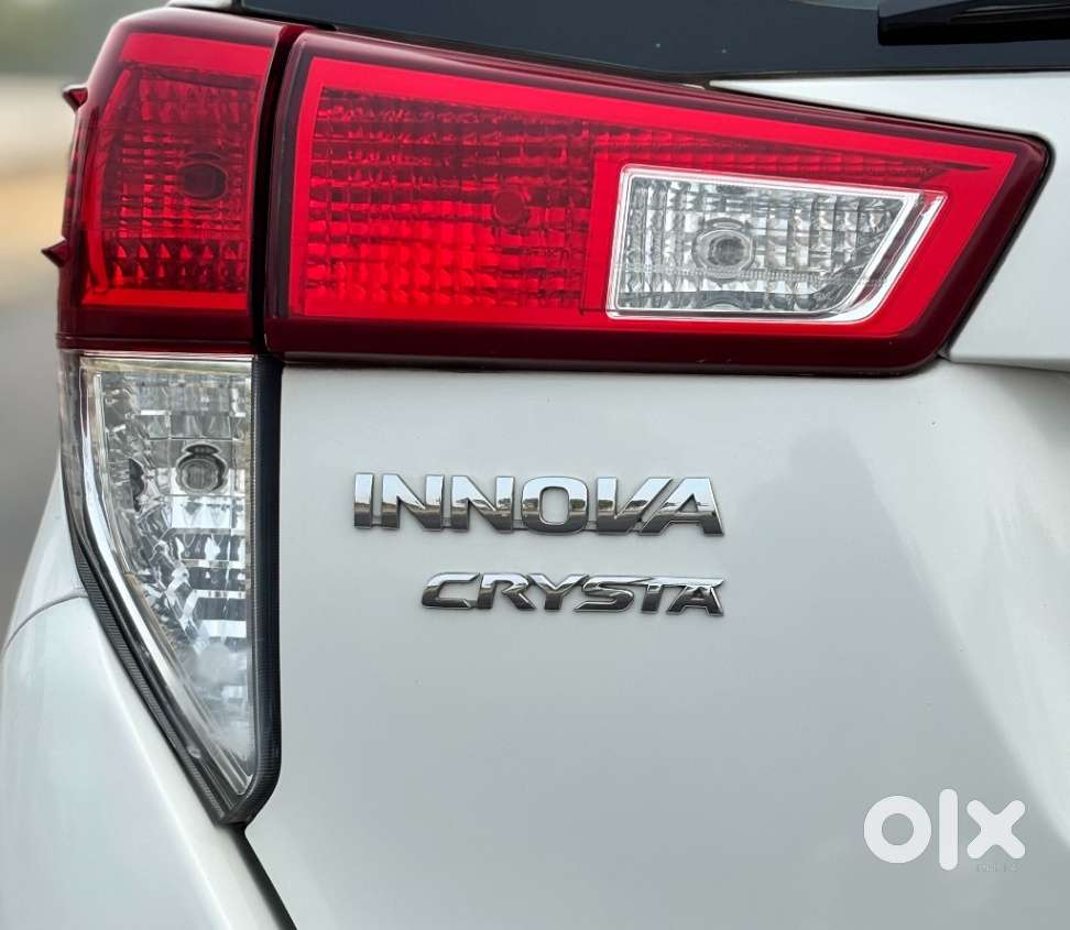 Toyota Innova Crysta 2.7 Zx At, 2017, Diesel