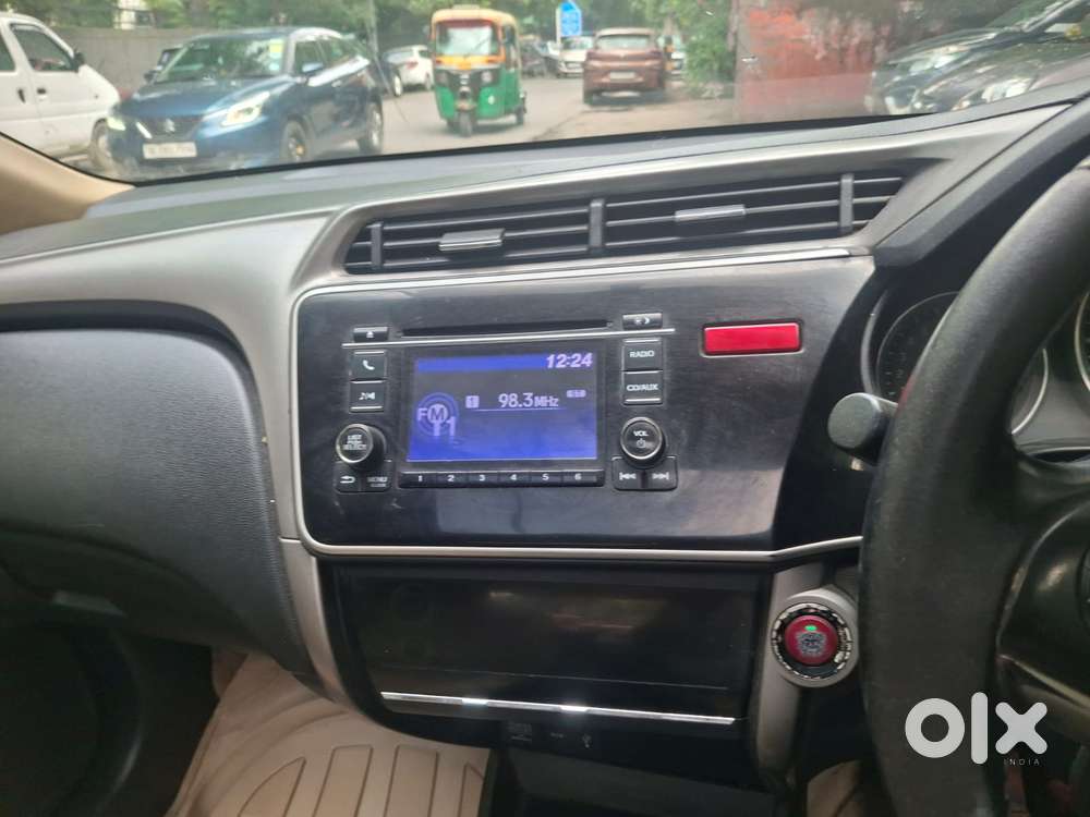 Honda City 1.5 V Mt Sunroof, 2014, Petrol