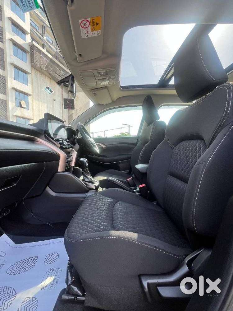 Maruti Suzuki Grand Vitara 1.5 Zeta Smart Hybrid At, 2025, Petrol