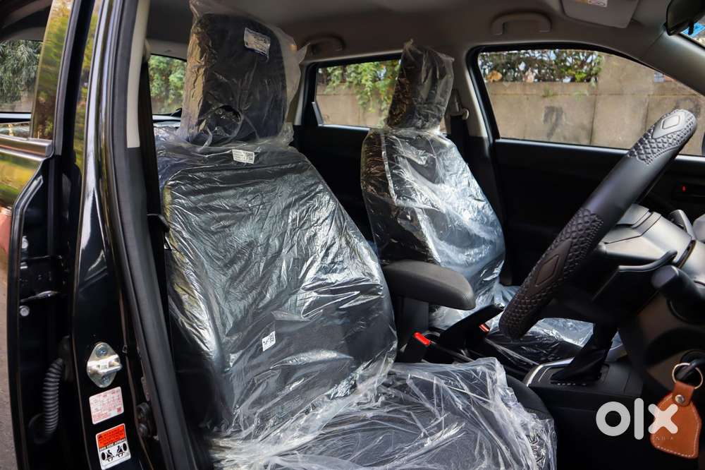 Maruti Suzuki Brezza 1.5 Vxi At Smart Hybrid, 2025, Petrol