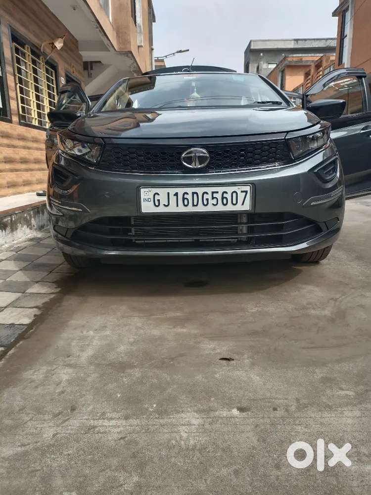 Tata Altroz 2022 Petrol 16000 Km Driven