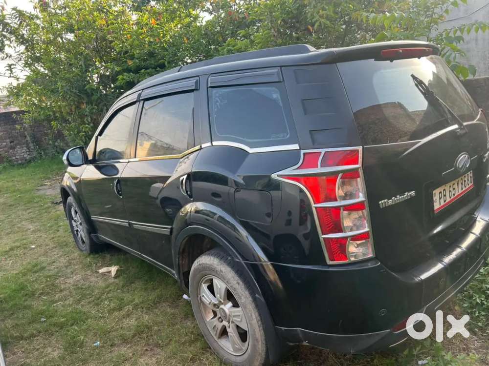 Mahindra Xuv500 2014 Diesel 96633 Km Driven