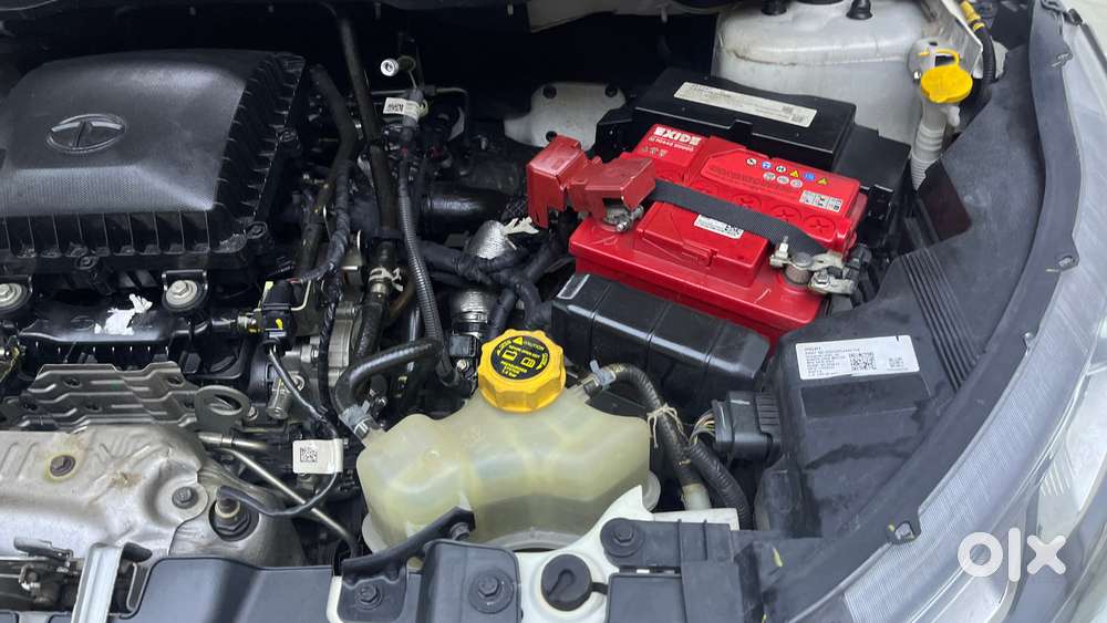 Tata Nexon 1.2 Revotron Xza Plus, 2023, Petrol