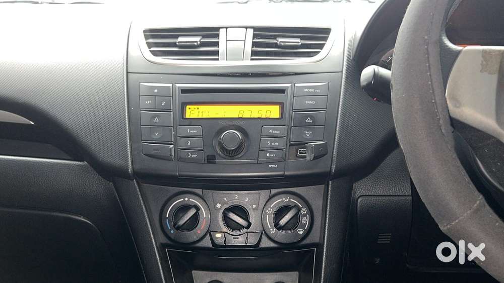 Maruti Suzuki Swift Vvt Vxi, 2012, Petrol